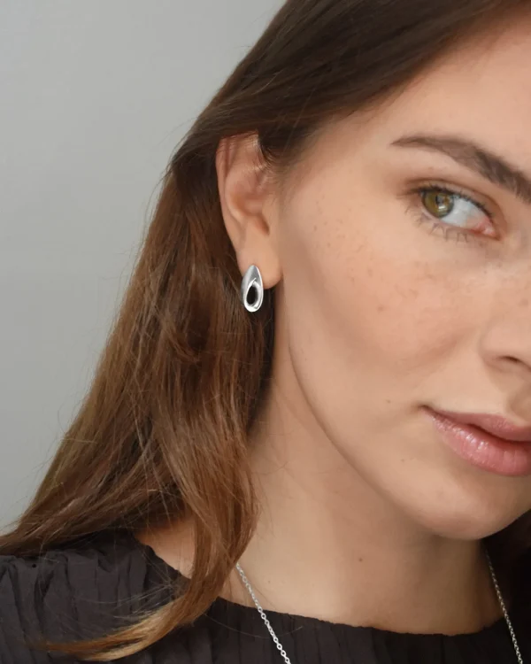 Aqua swirl small studs silver