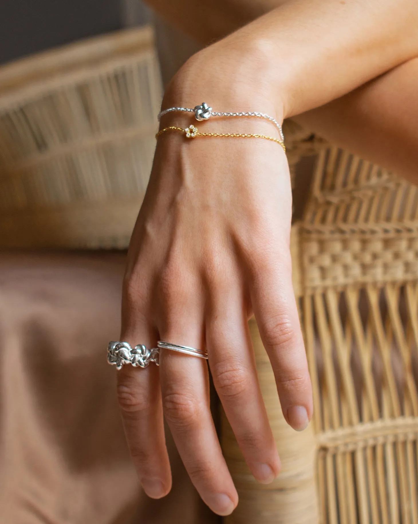 bliss_bracelet_gold_4.webp Bliss bracelet gold