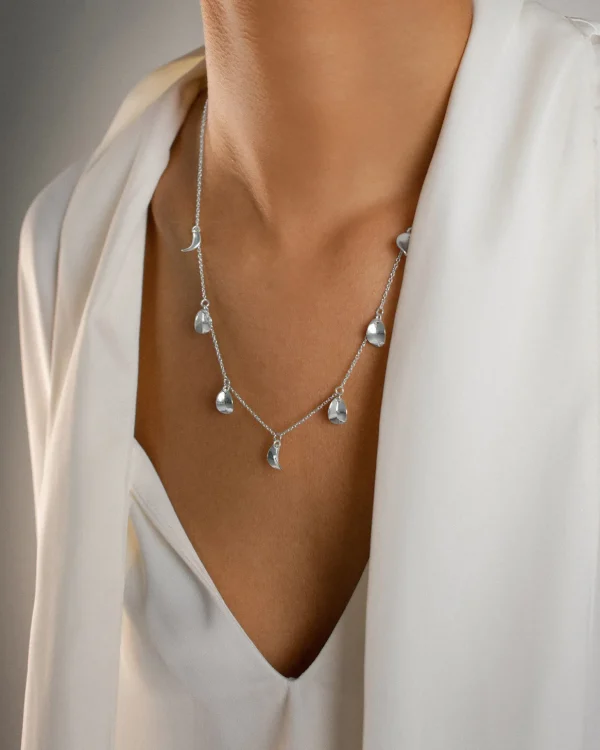 Botanica drop full necklace silver