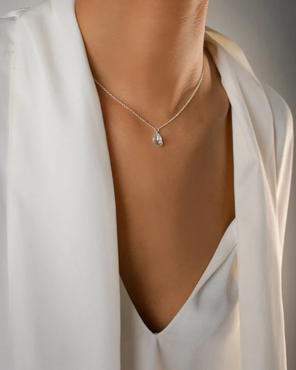 Botanica drop necklace silver