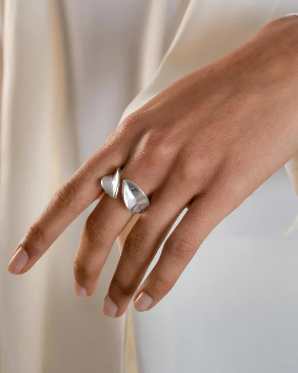 Botanica ring silver