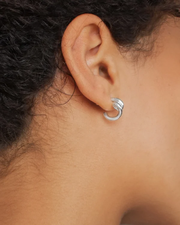 Breeze small hoops silver