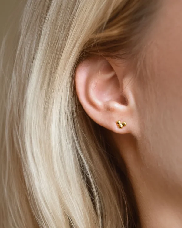 Drops studs gold