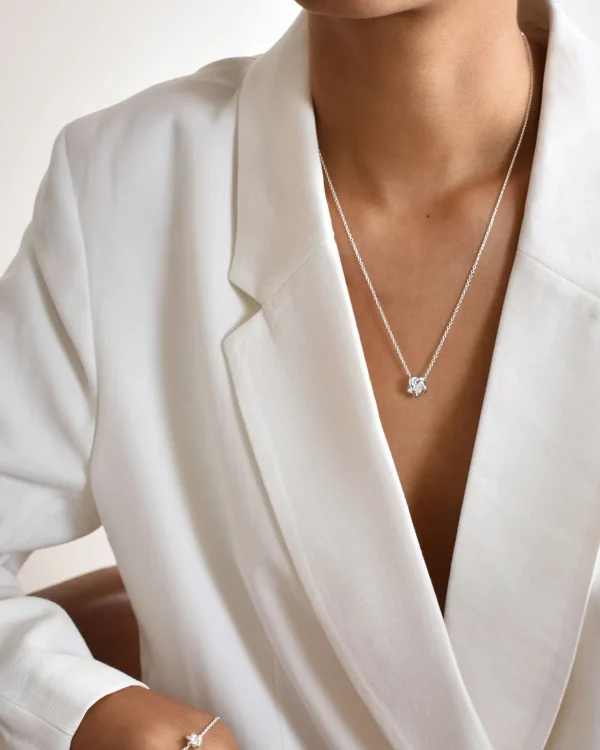 Empower necklace silver
