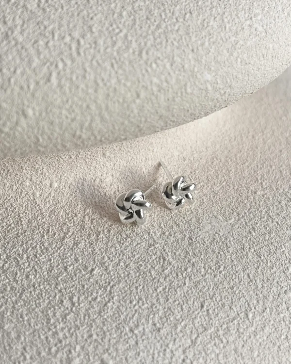 Empower small studs silver