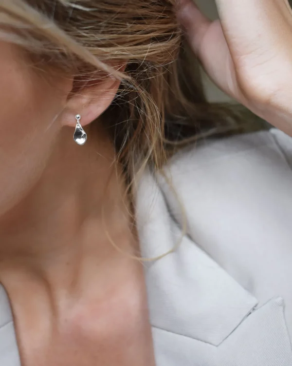 Gaias Grace drop studs silver