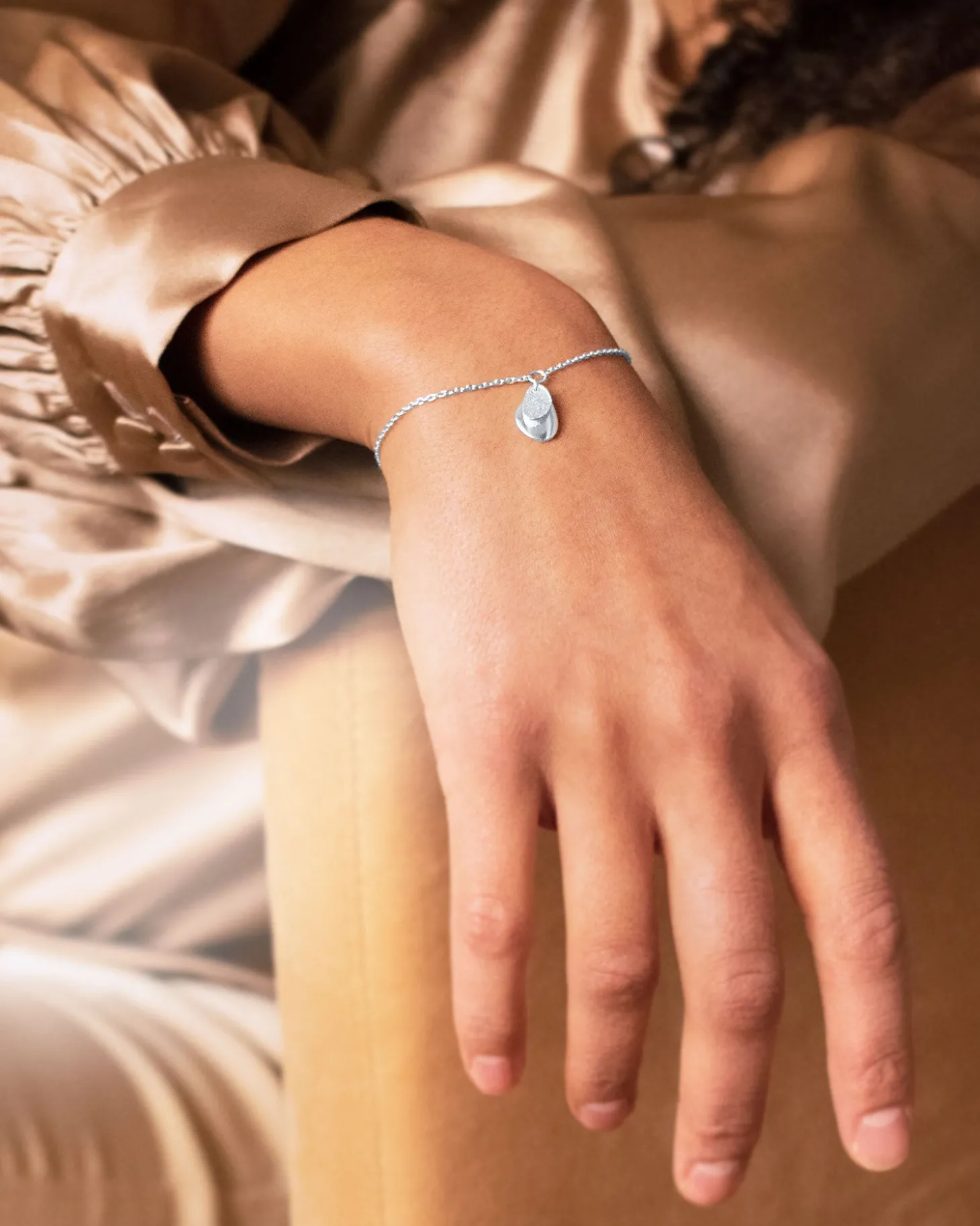 lakeside_drop_bracelet_si_1.webp Lakeside drop bracelet silver