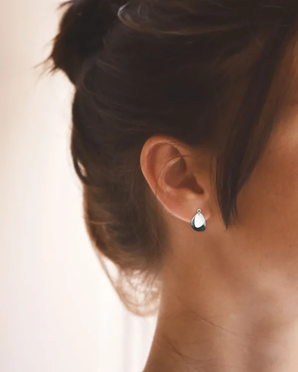 Lakeside drop studs silver