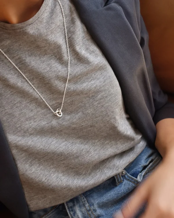 Le Knot necklace long silver