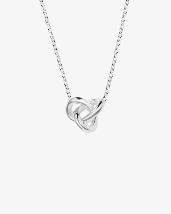 Le Knot necklace silver