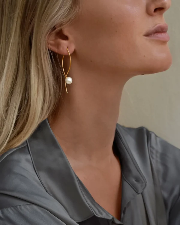 Le Pearl earrings gold
