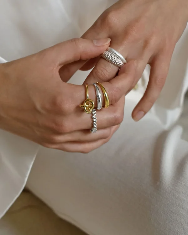 Les Amis ring gold
