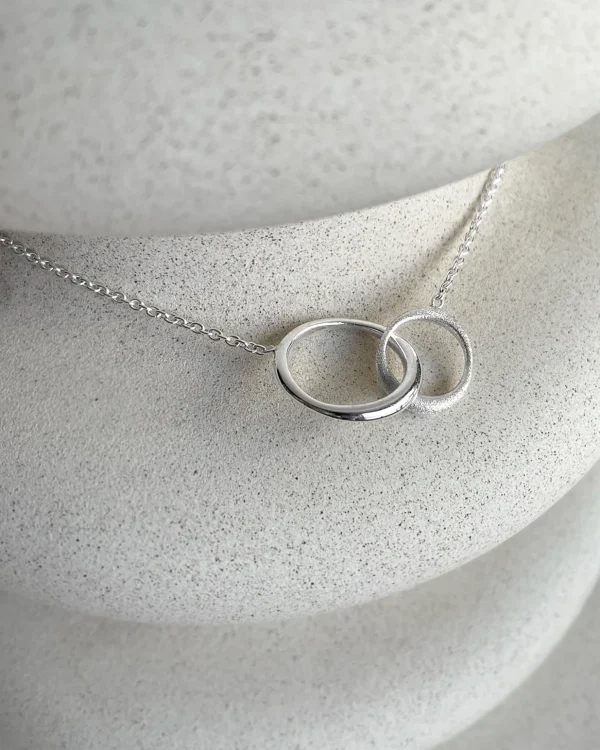 Les Amis single necklace silver