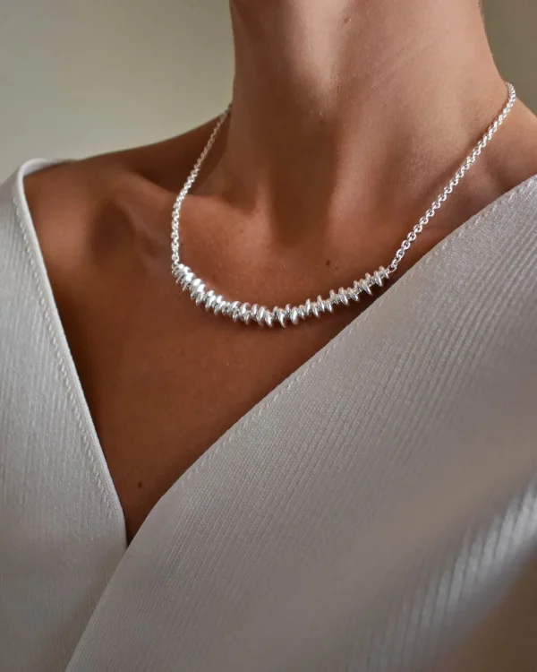 Les Roches grande necklace silver