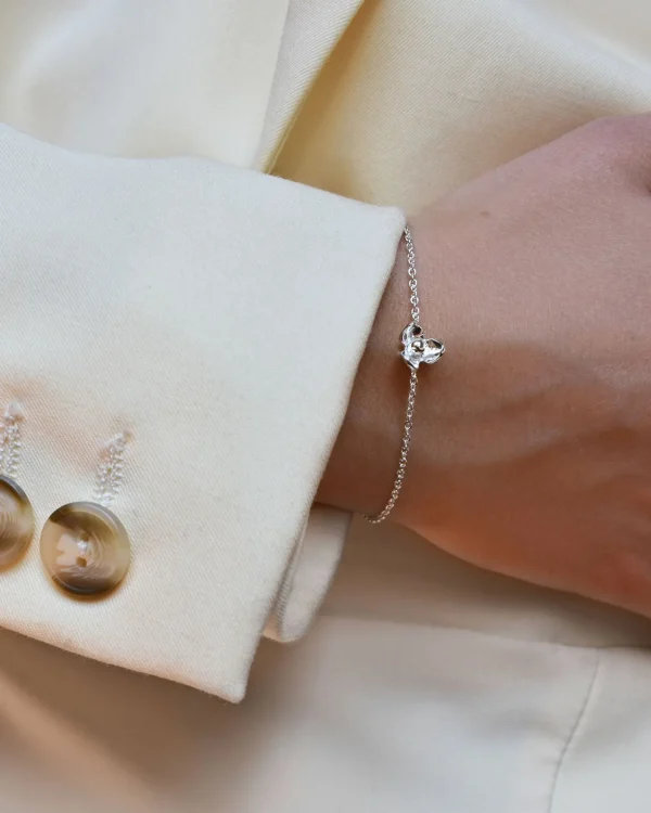 Lotus bracelet silver