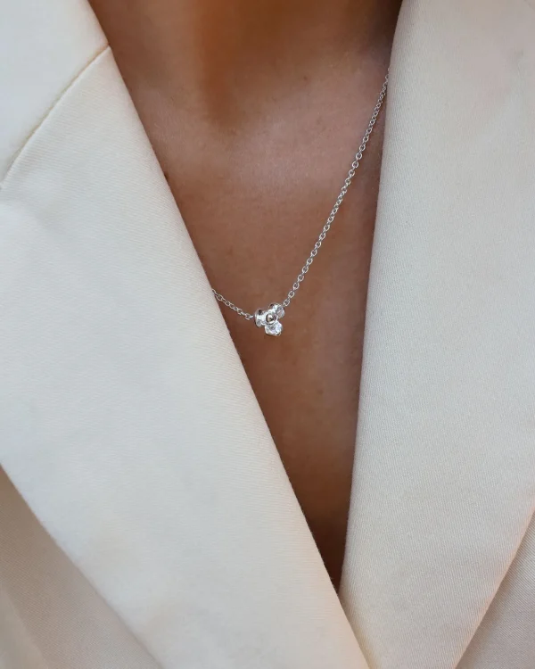 Lotus necklace silver