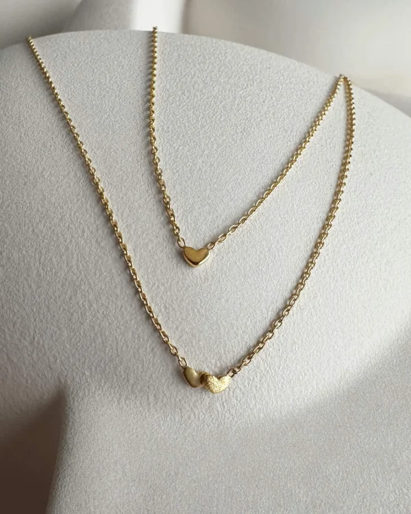 Loving heart necklace gold