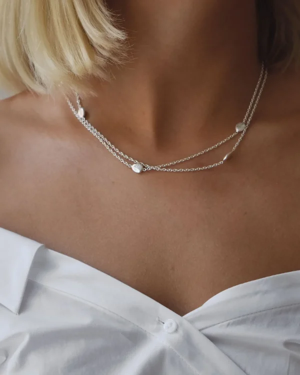 Pebbles necklace long silver