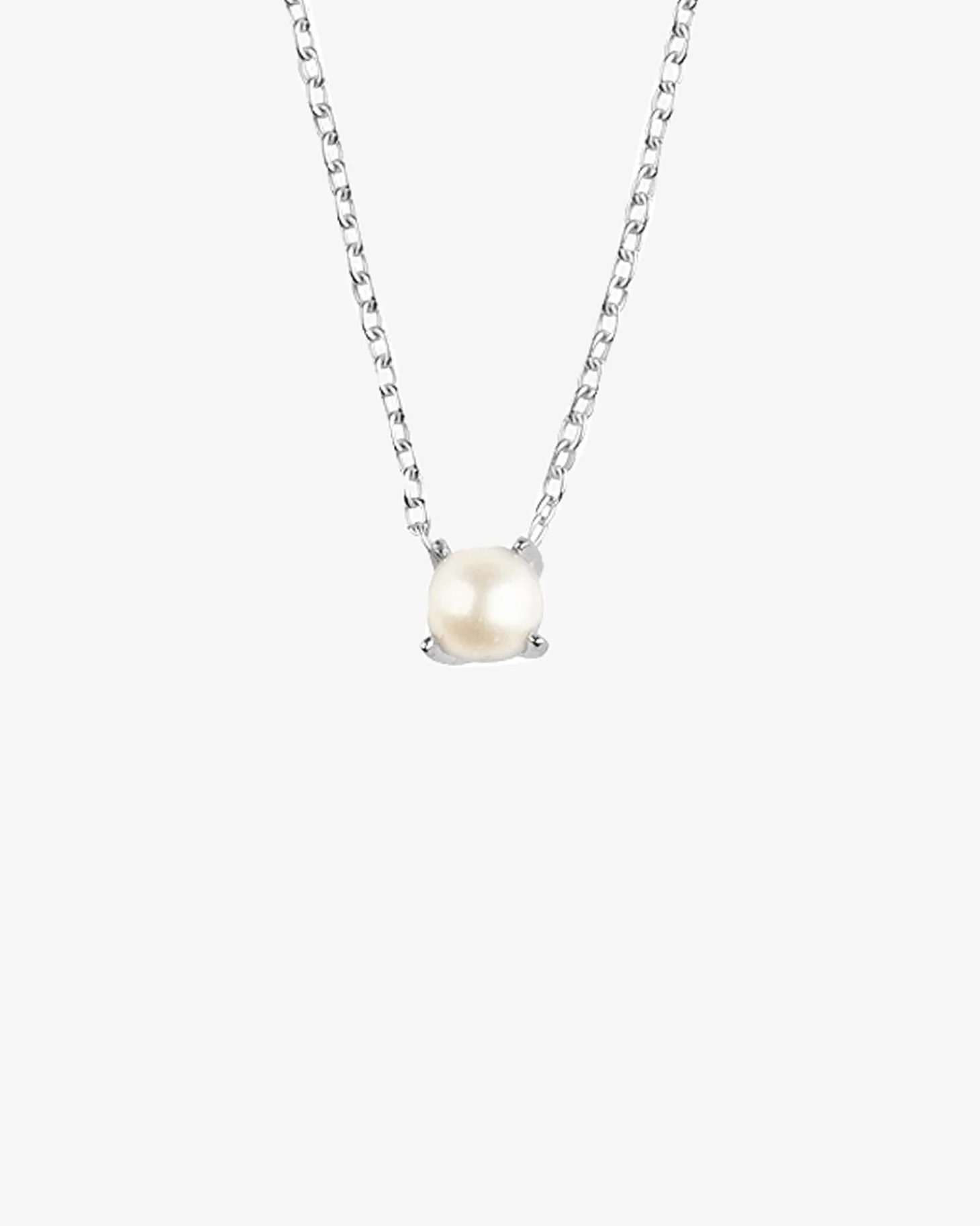 petite_pearl_necklace_sil_0.webp Petite Pearl necklace silver