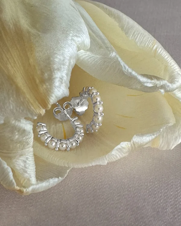 Petite Star pearl hoops silver