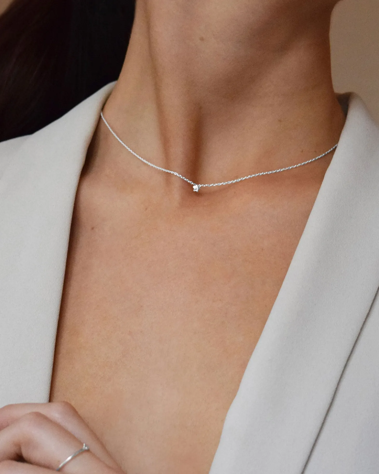 stella_nova_drop_necklace_1.webp Stella Nova drop necklace silver