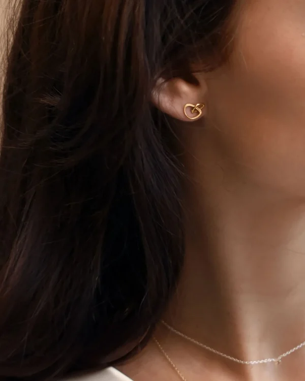 Together drop studs gold