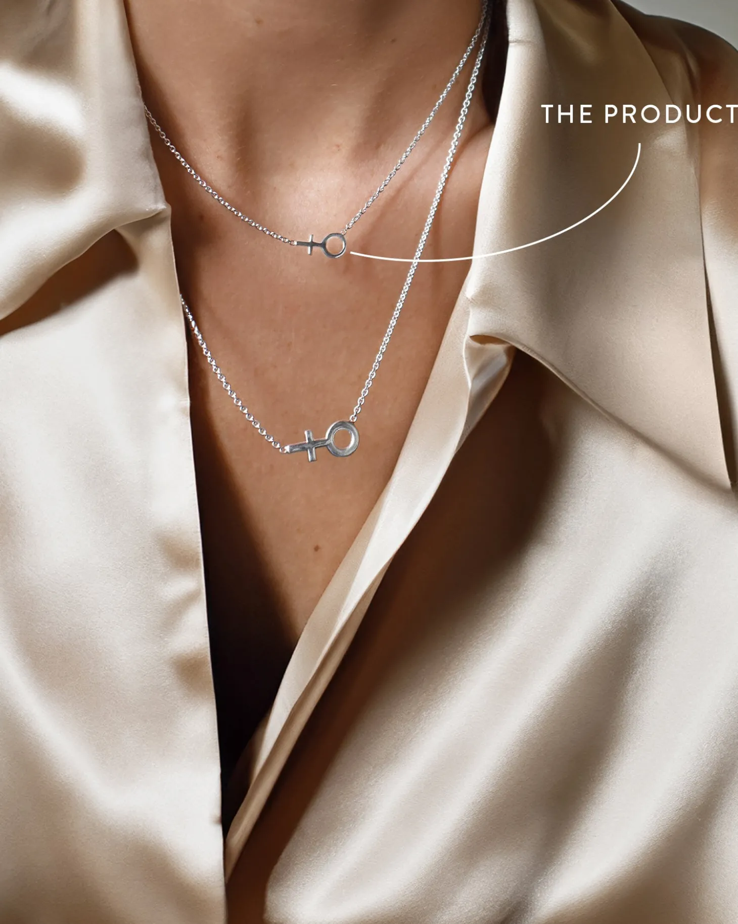 women_unite_small_necklac_4.webp Women Unite small necklace silver